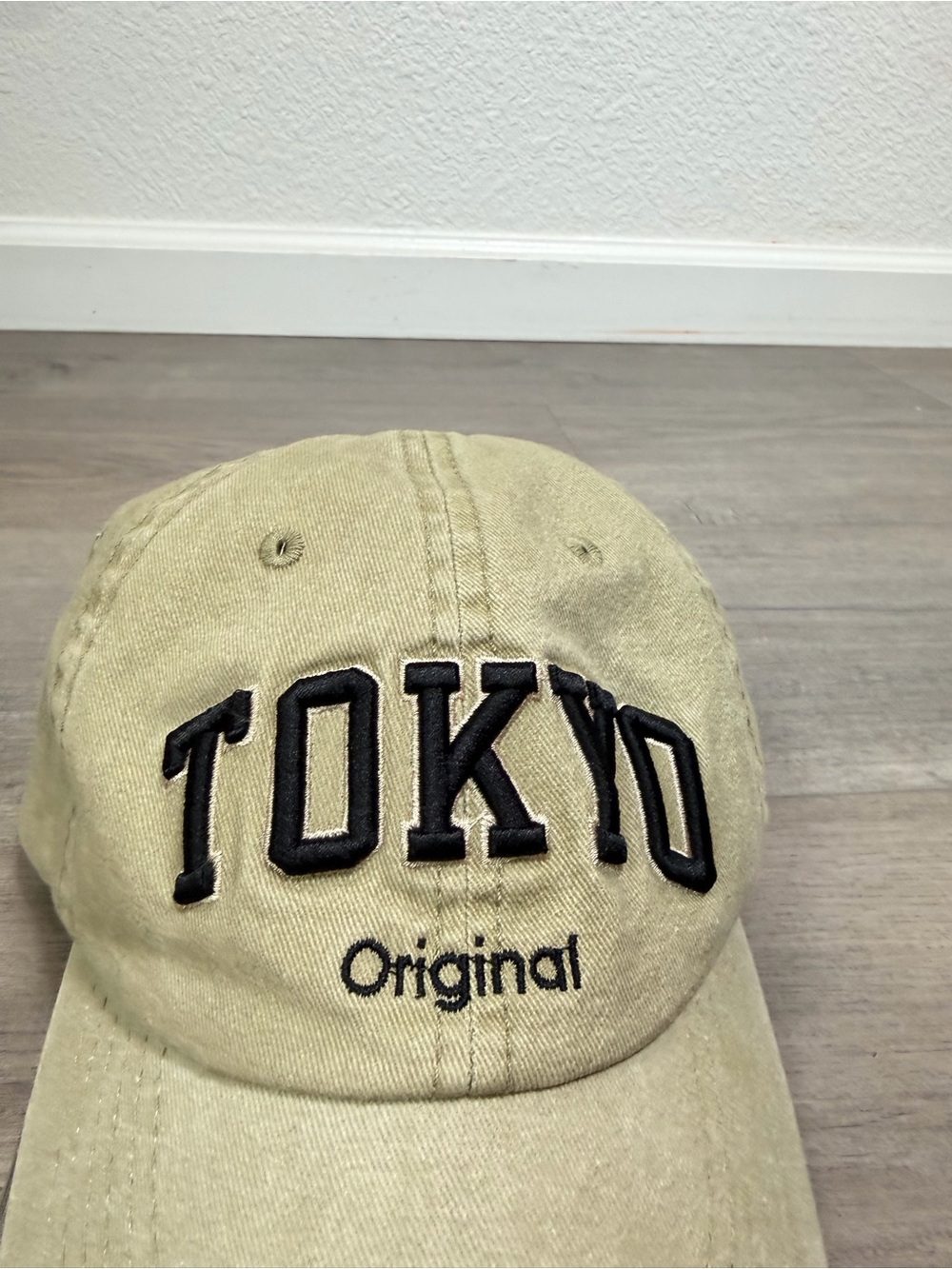 Robin Ruth Tokyo Original Embroidered Baseball Cap - Picture 4 of 9